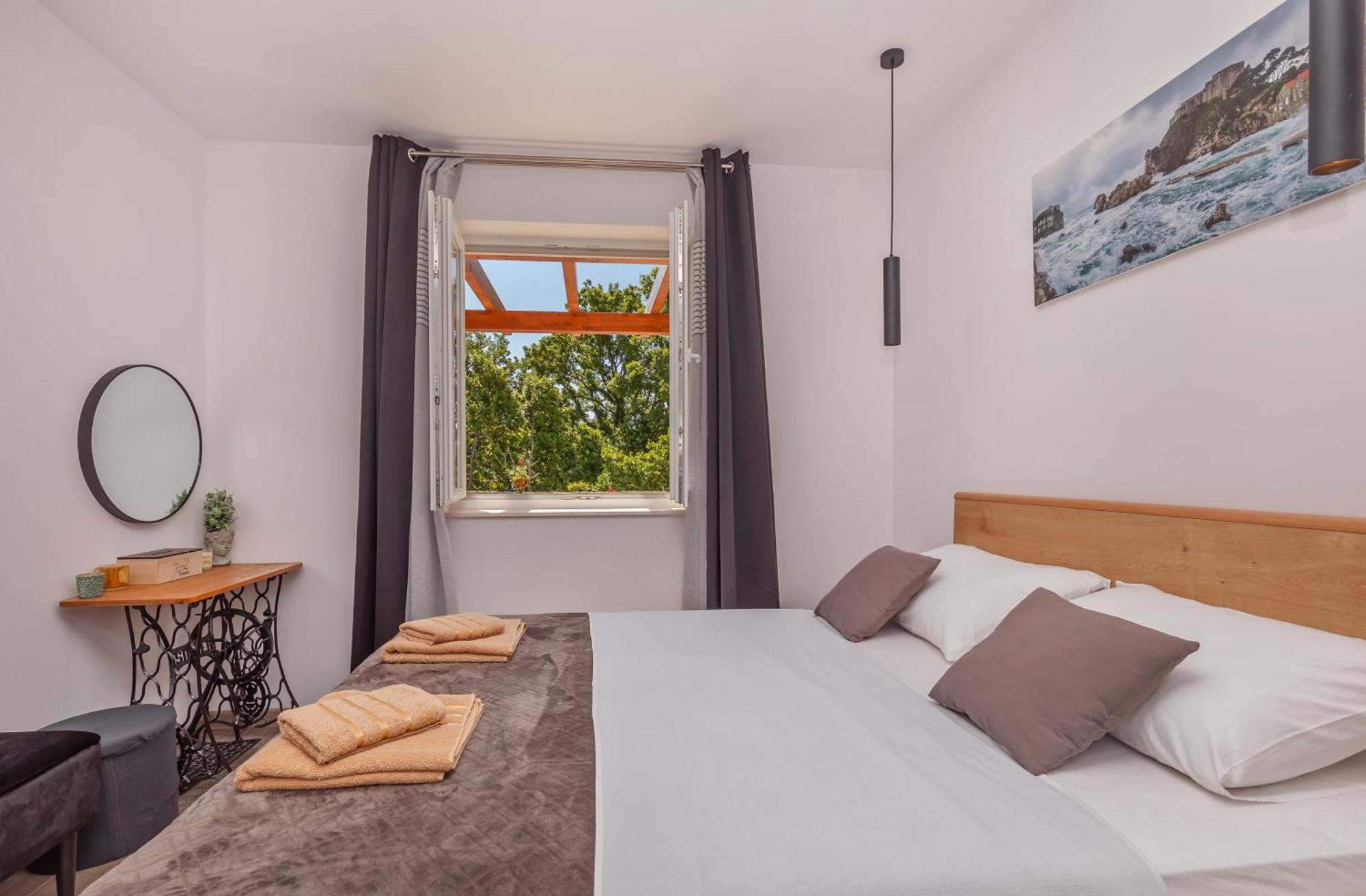 Apartment Holiday Home Doma, Cilipi Near Dubrovnik Номер фото